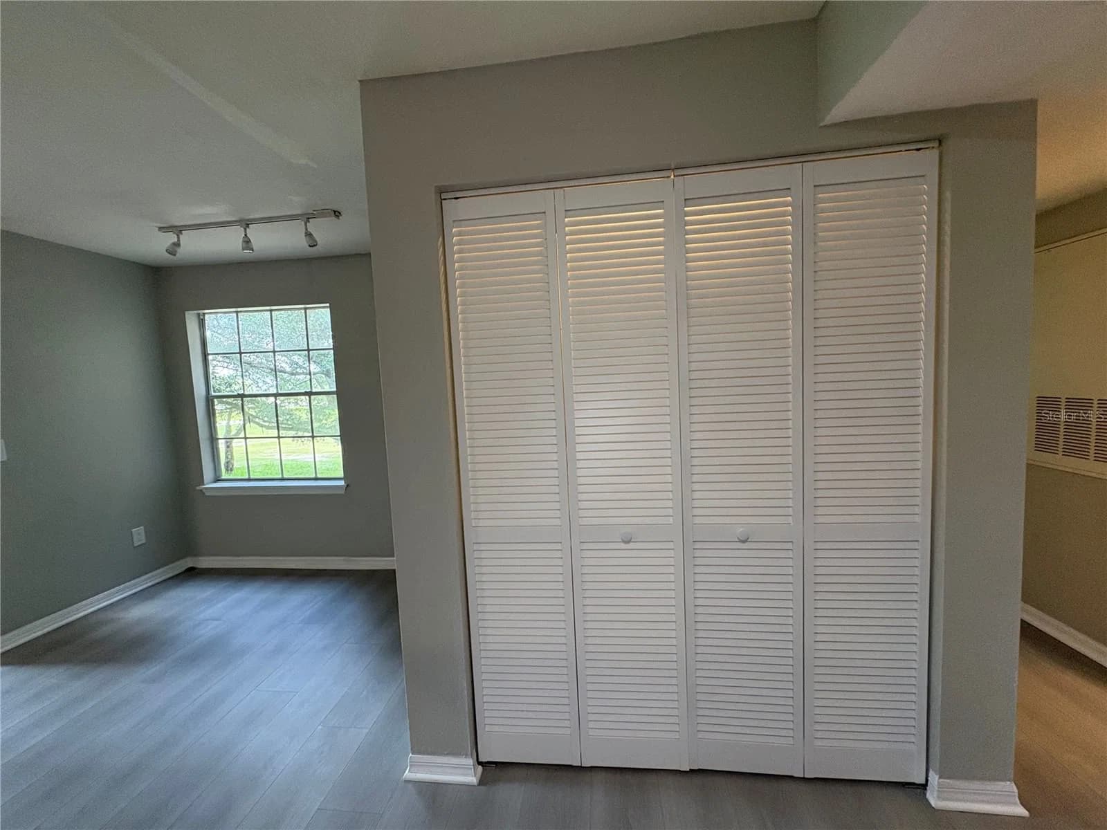 7210 WESTPOINTE 4