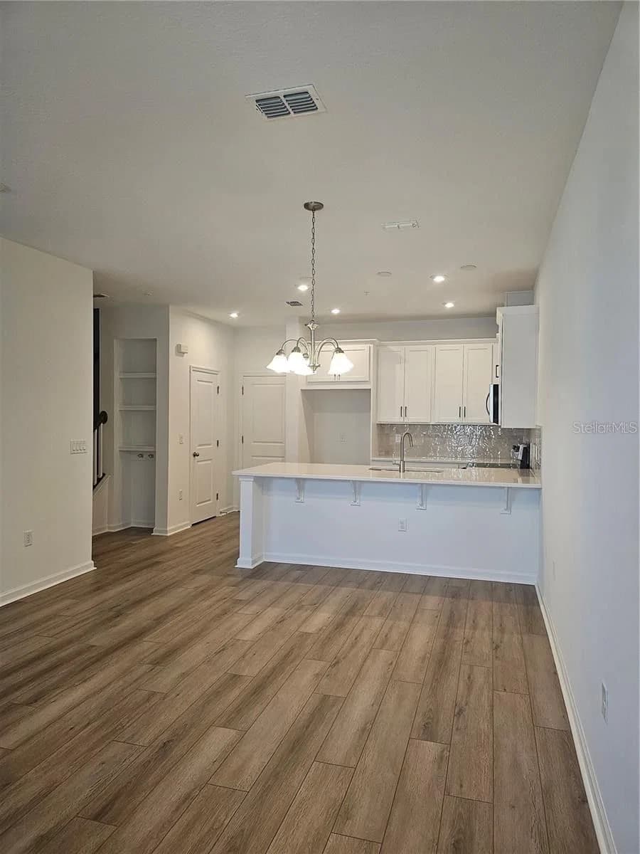 11459 SUNSAIL, Orlando, FL 32832 3