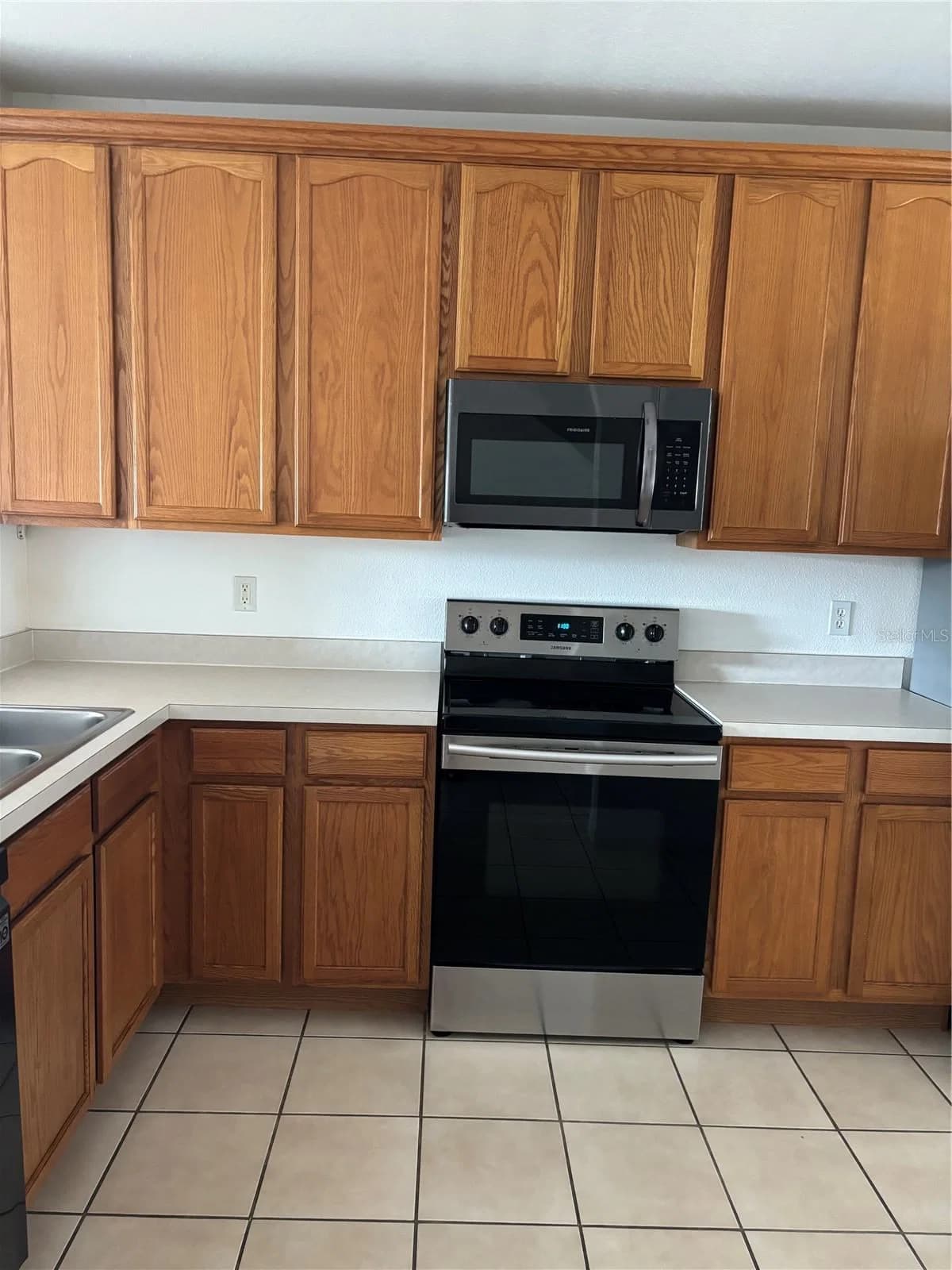 10922 SAVANNAH WOOD 5
