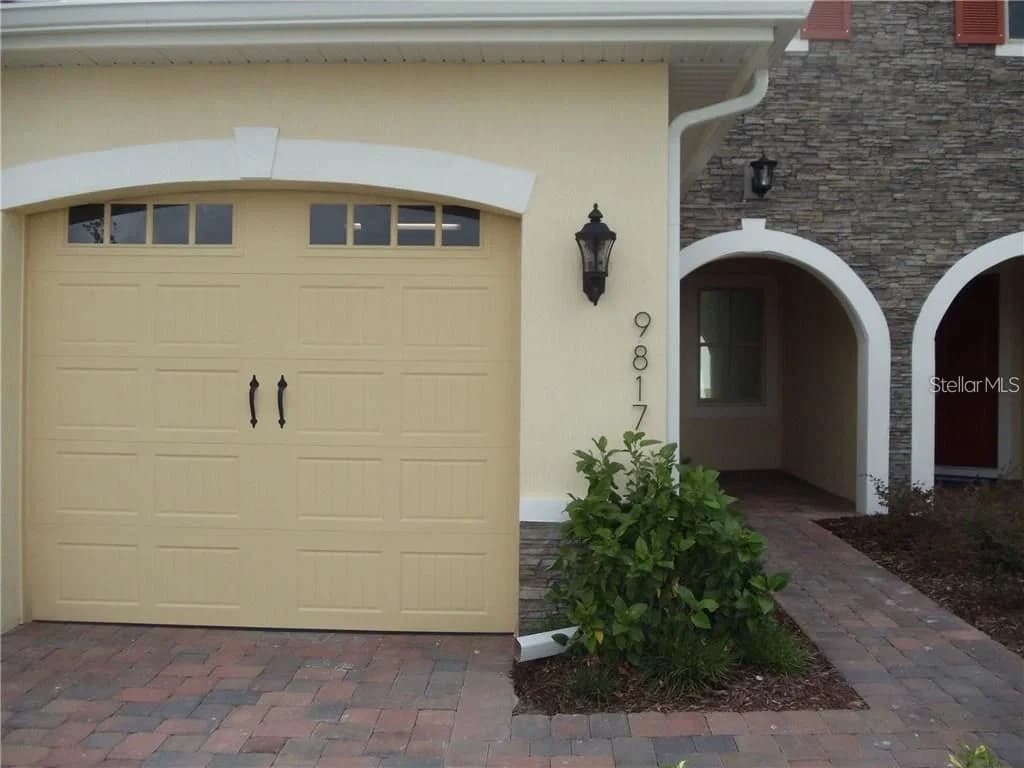 9817 WINNINGTON, Orlando, FL 32832