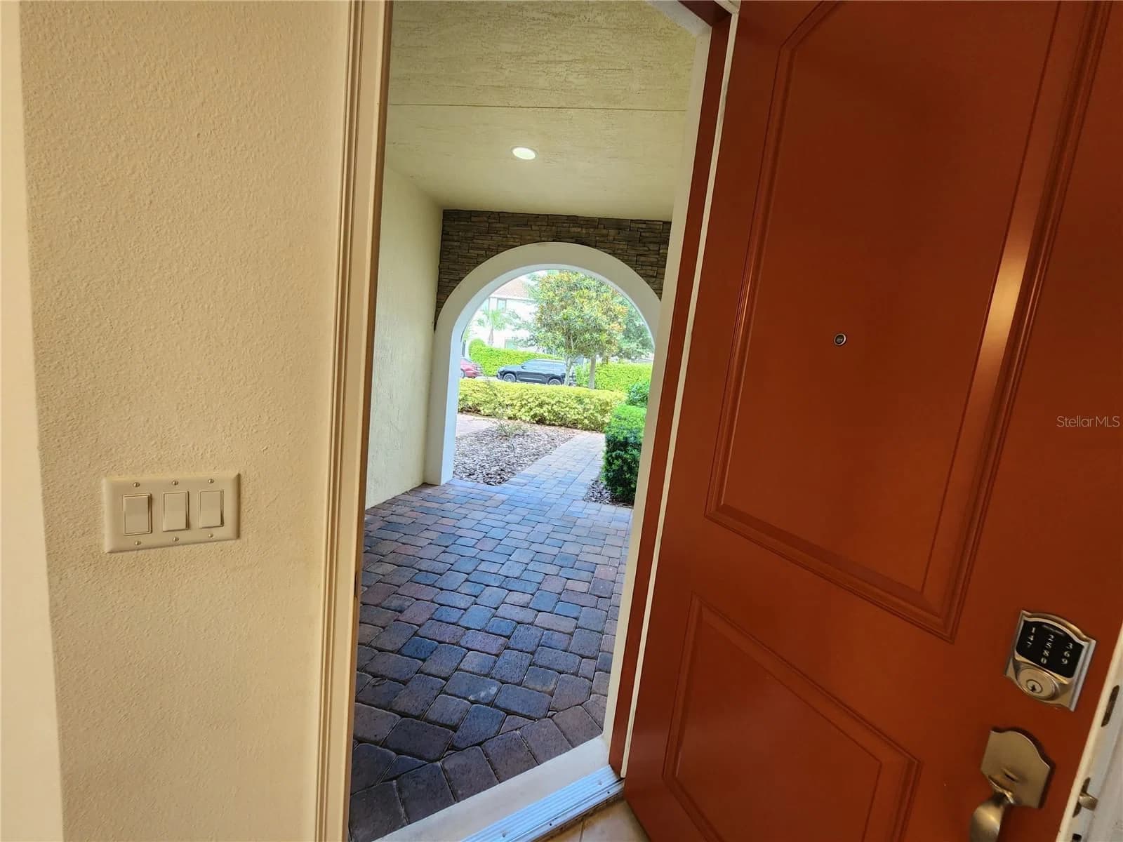 9805 WINNINGTON, Orlando, FL 32832 2