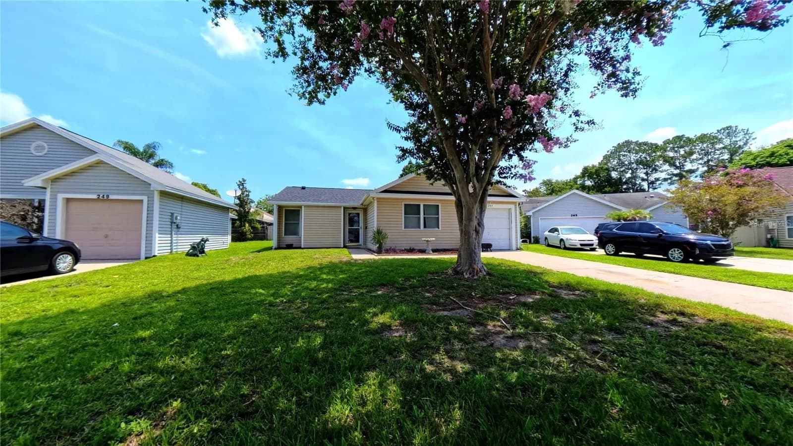 257 CLEMENS, Orlando, FL 32828 2