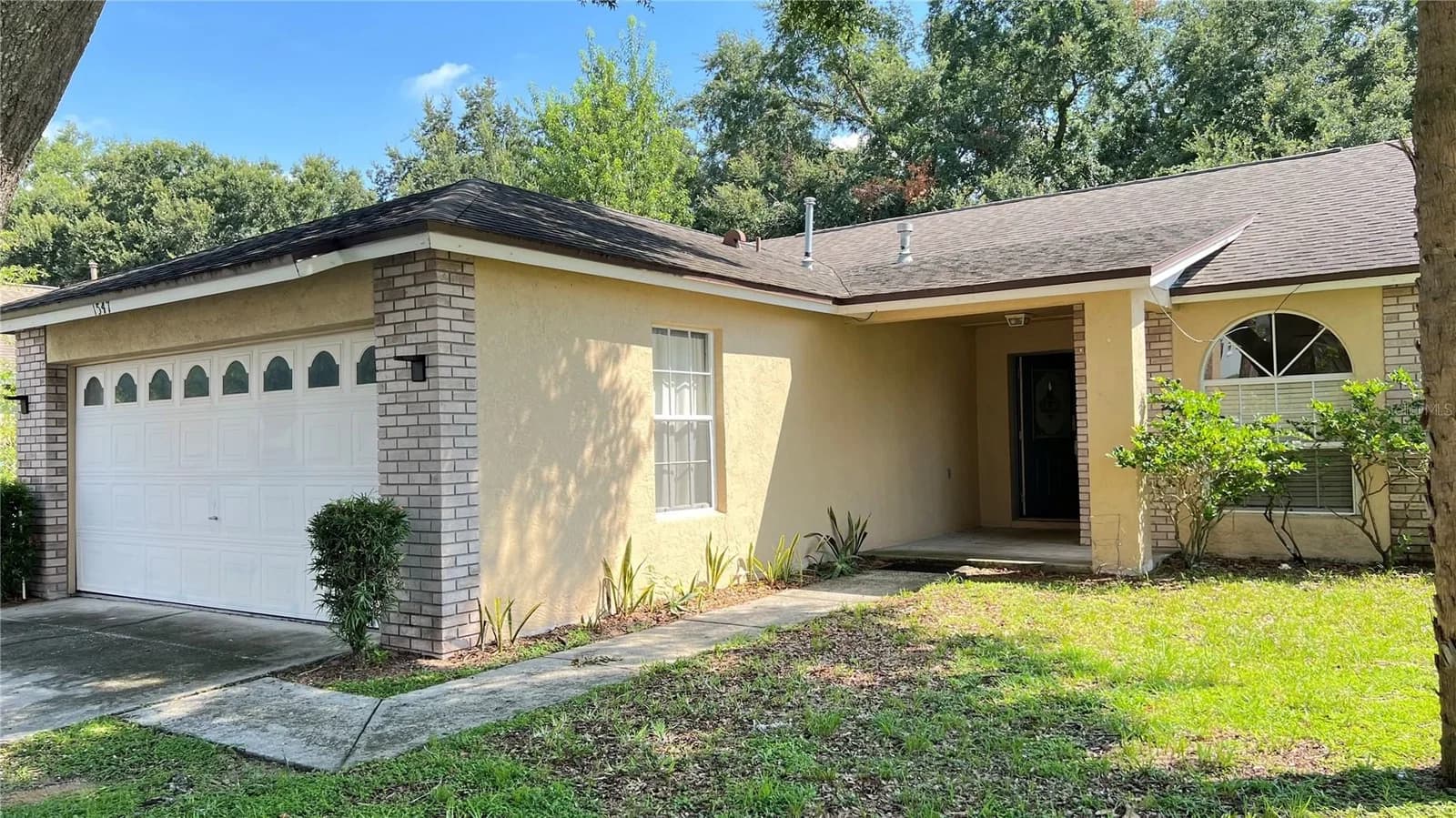 1547 OAK HILL 3