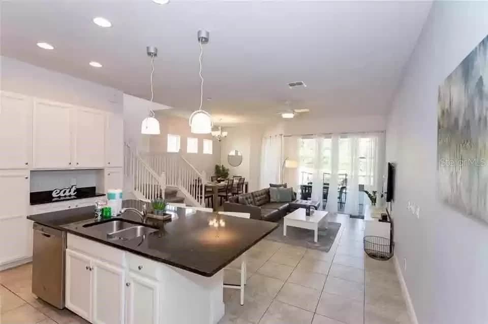 134 CAPTIVA 3