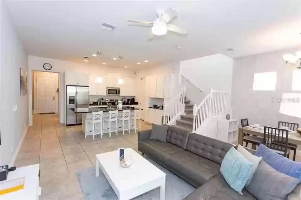 134 CAPTIVA 4