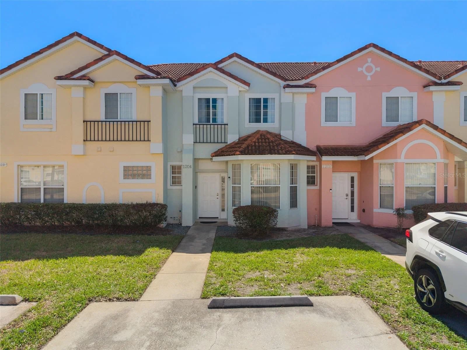 1204 S BEACH CIR 3