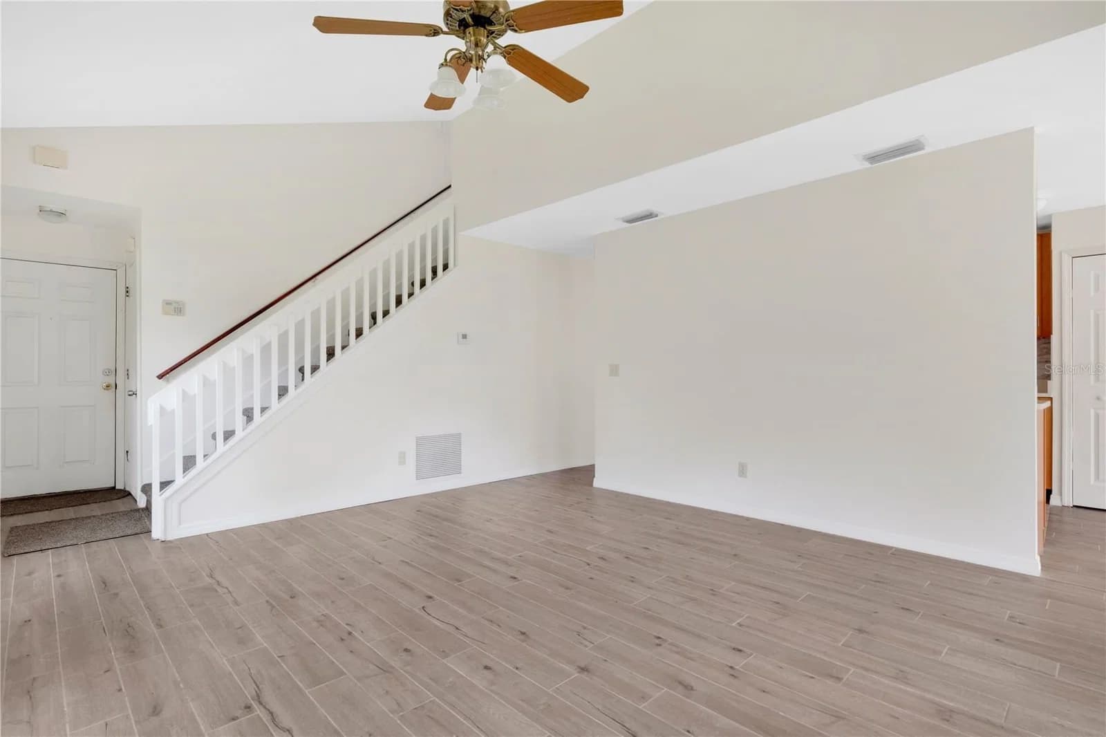 11842 ATLIN, Orlando, FL 32837 3