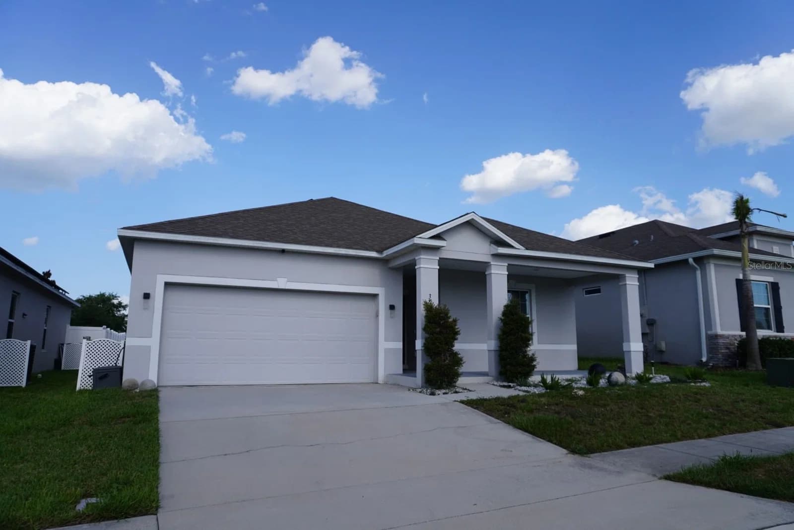 387 PINECREST 2