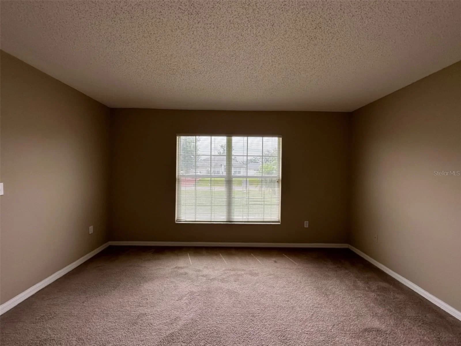 2932 FORAKER 4