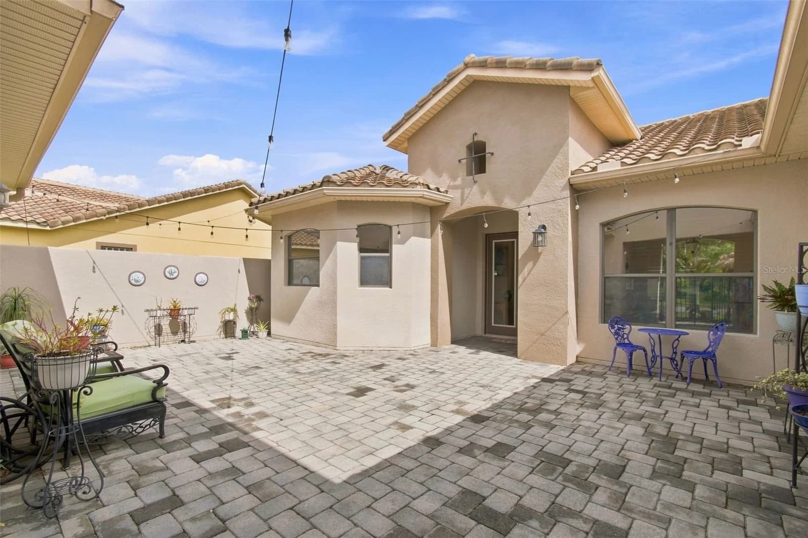 970 SAN RAPHAEL 5