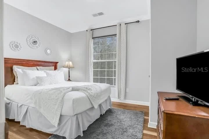 1301 TUSCAN 2
