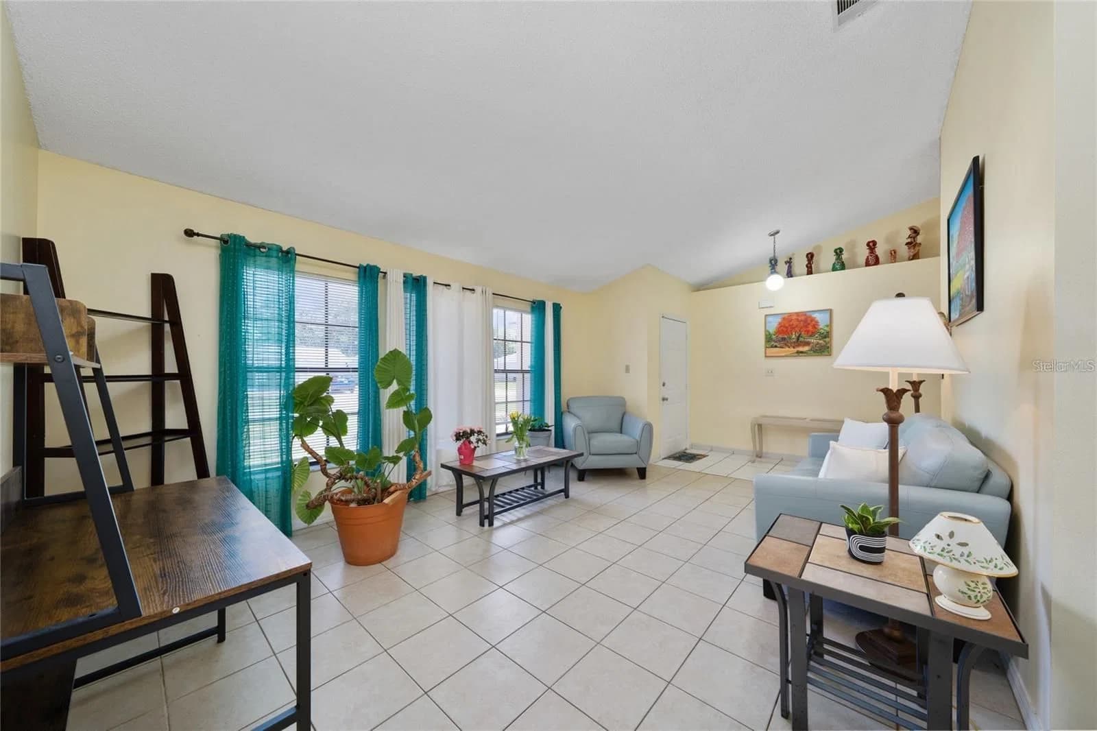307 COLONY 4