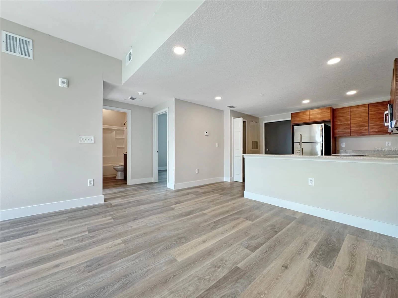 4424 TEXAS, Orlando, FL 32839 2