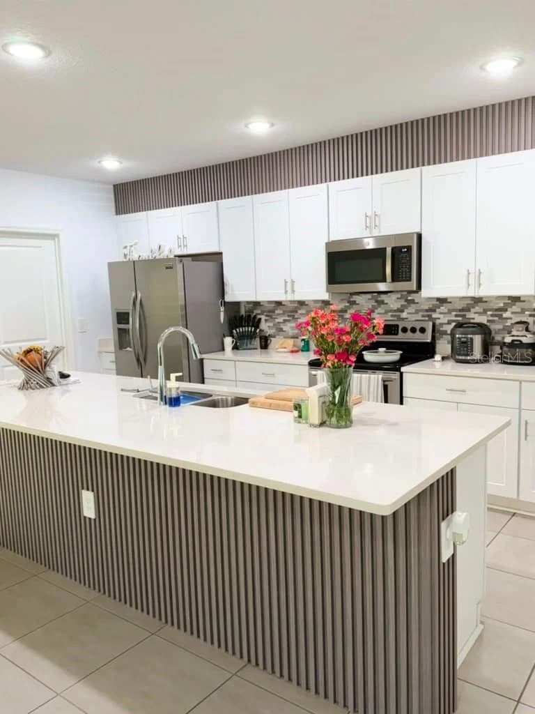 1383 LEVY BEND 5