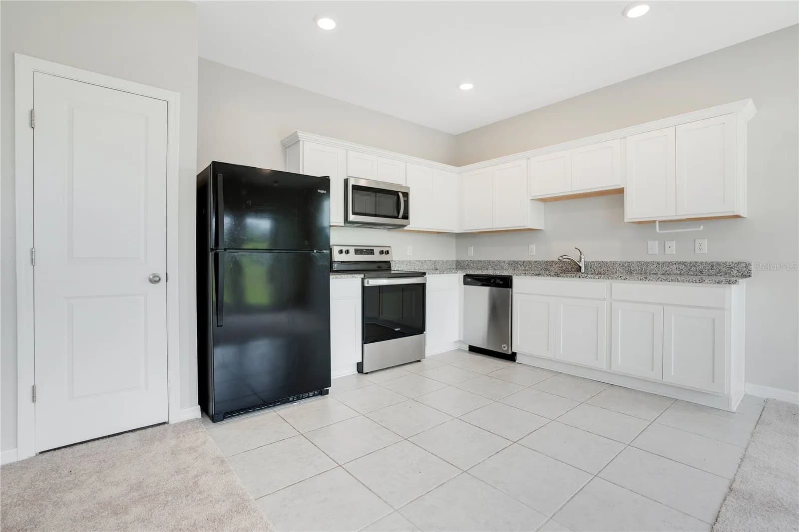1068 APPLETON 5