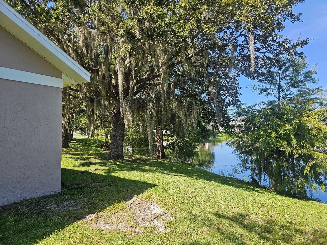 2351 WATER VIEW 5