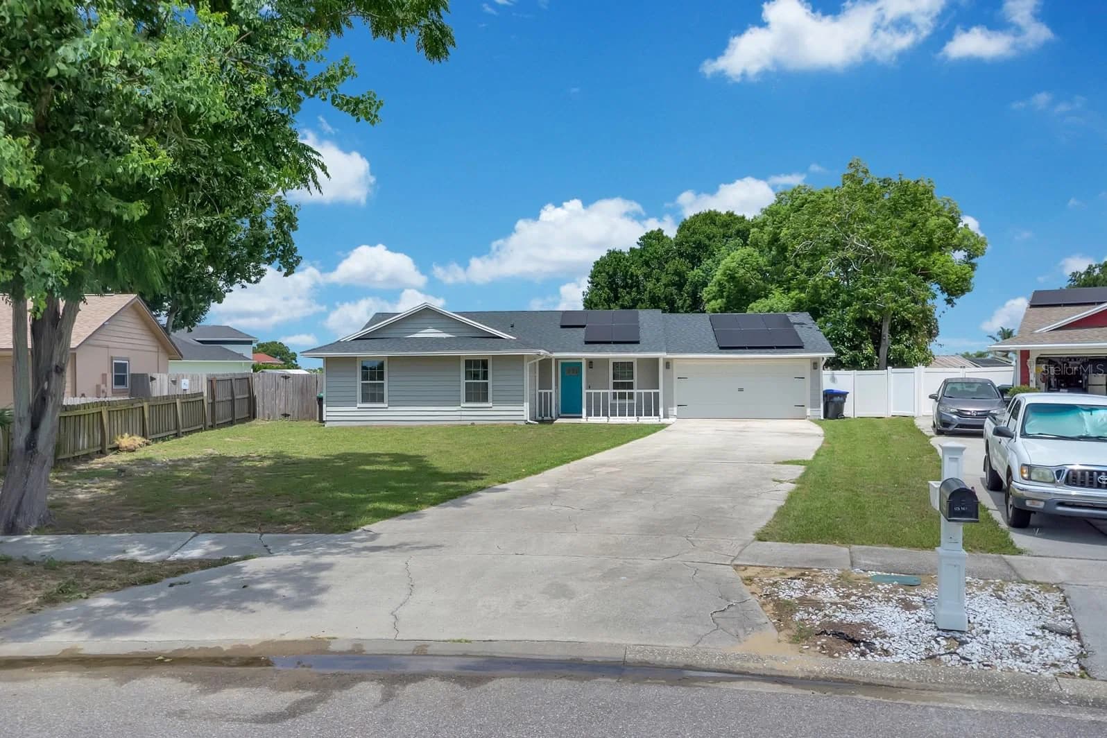 8115 WINDY HILL 2