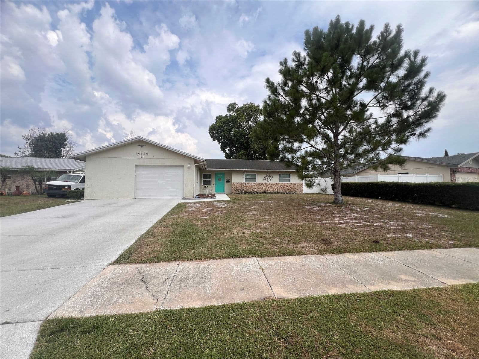 10626 BRESSLYN 2