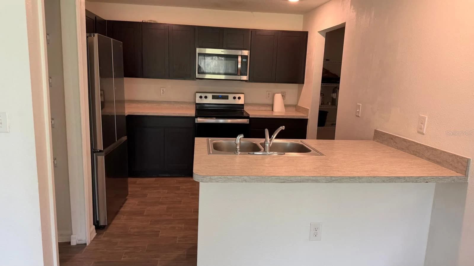 1623 REDFIN 4
