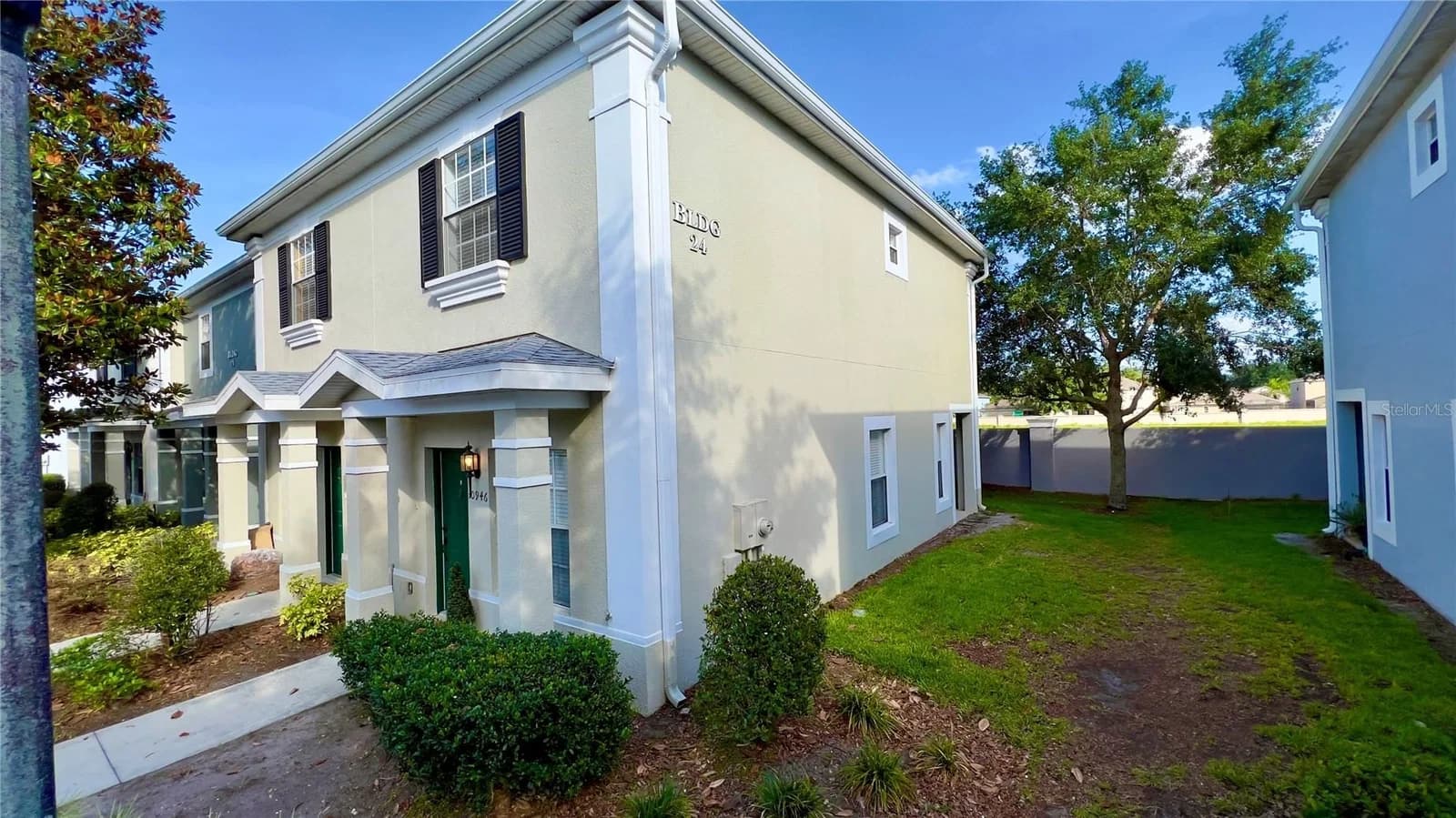 10946 SAVANNAH WOOD 2