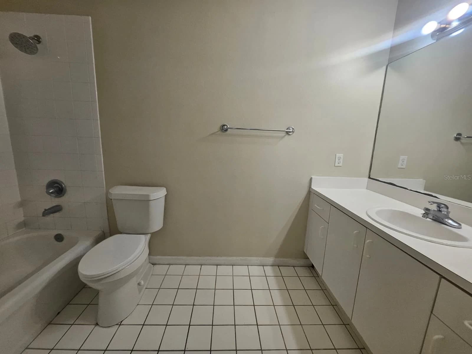 13216 VILLA VISTA 5