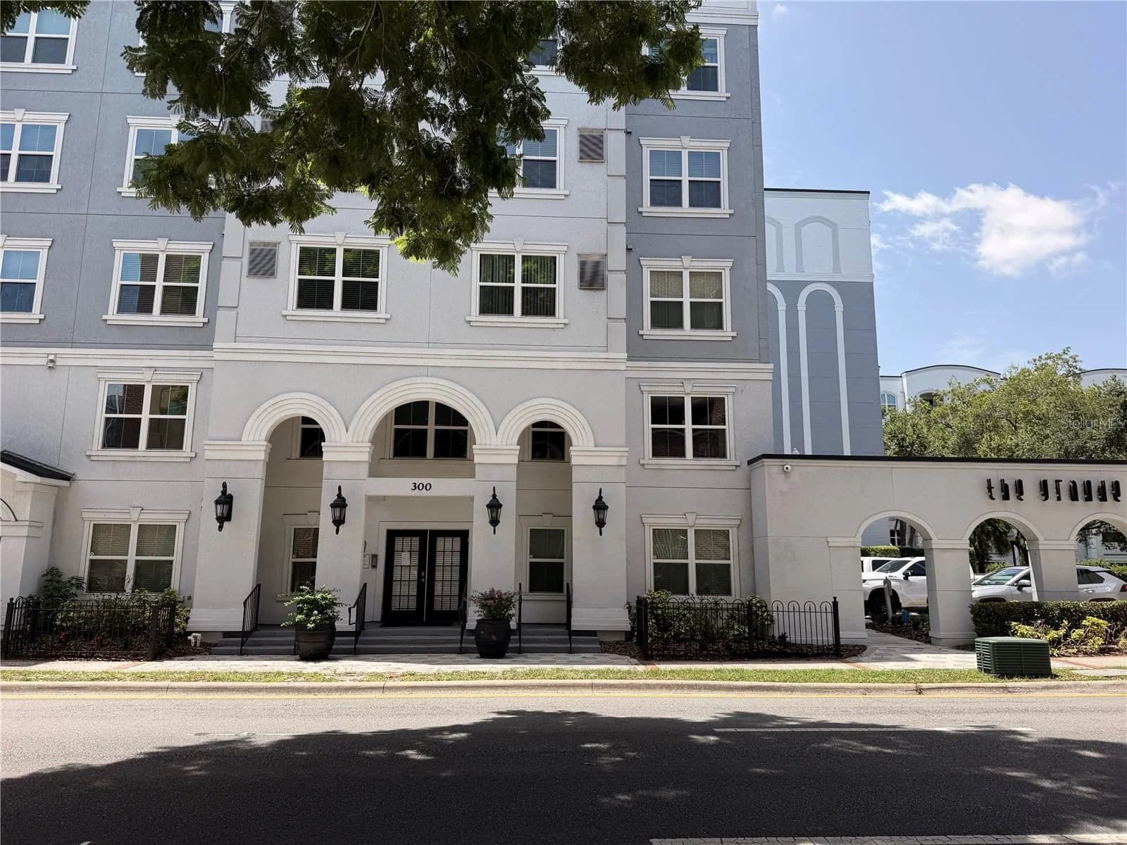 304 SOUTH 2