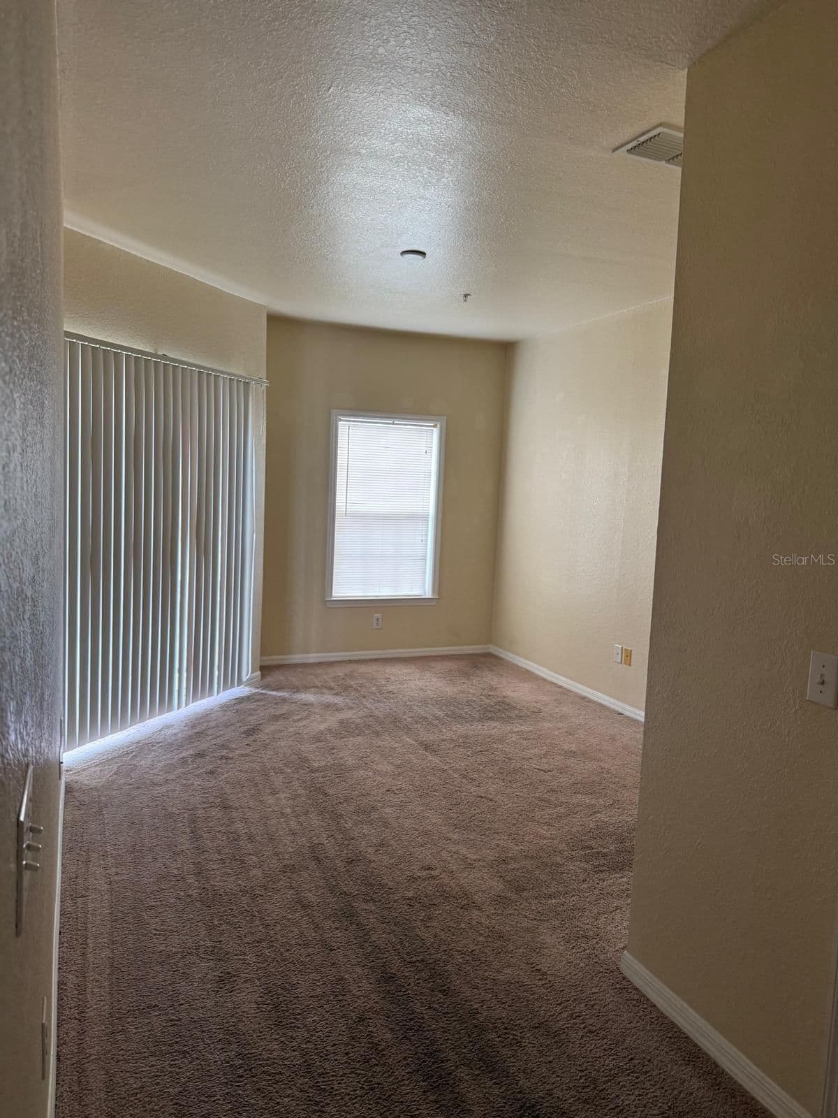 3751 CONROY 5
