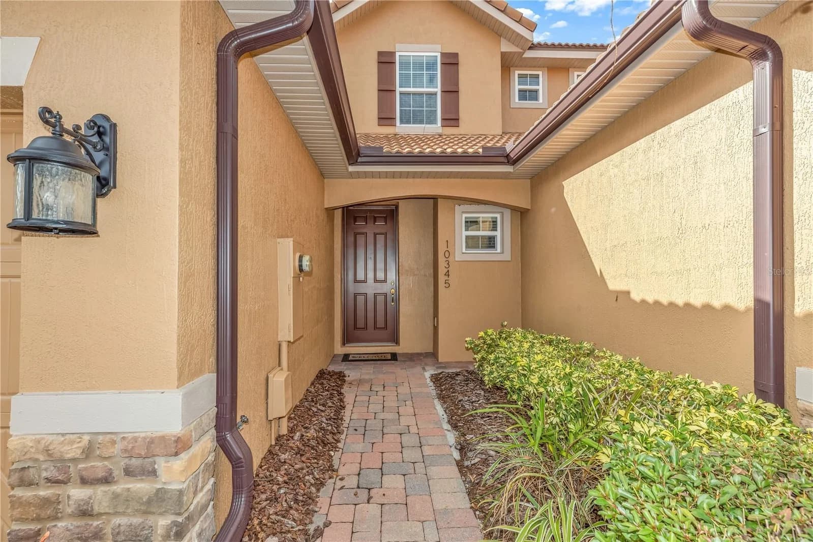10345 BELFRY 2