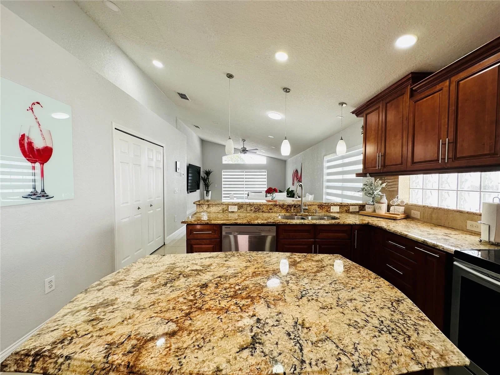 8885 PALISADES BEACH 5