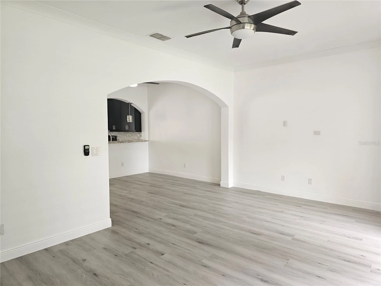 9153 OAK FERN 4