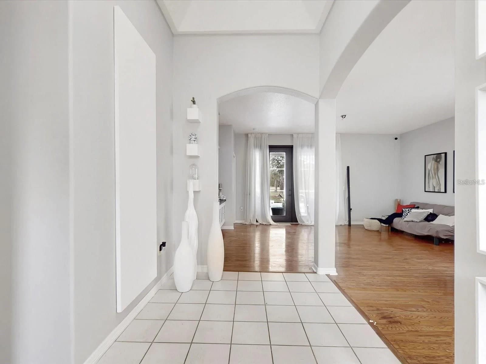 1718 GOLFVIEW 3