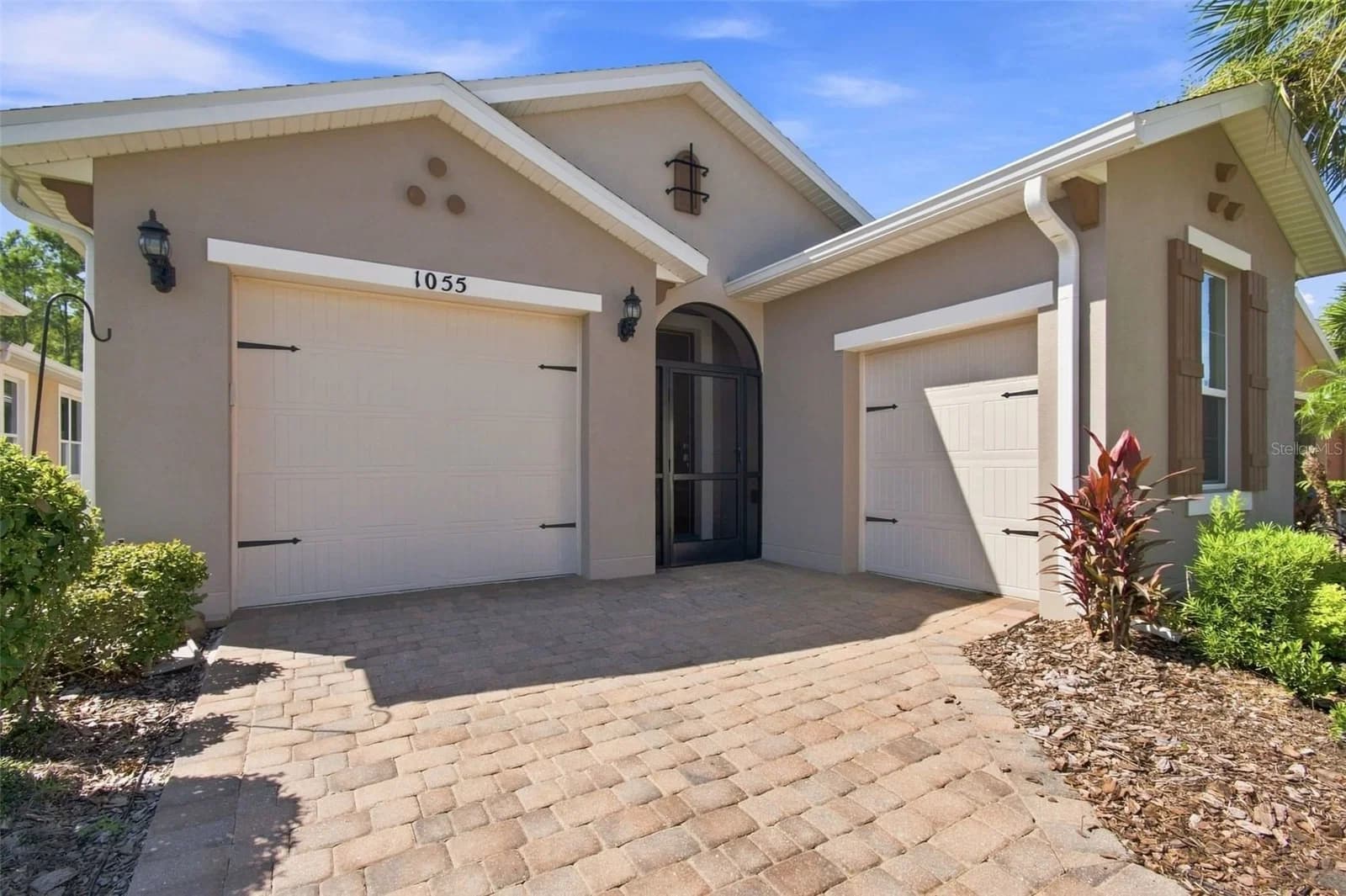 1055 HARBOR RIDGE 2