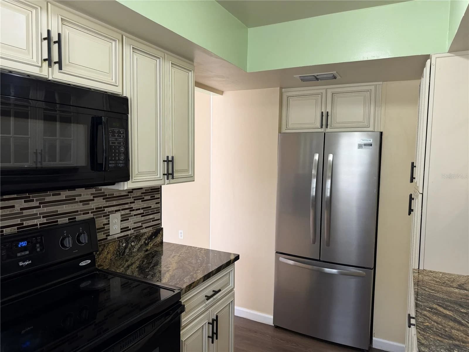 1316 MILL CREEK 4