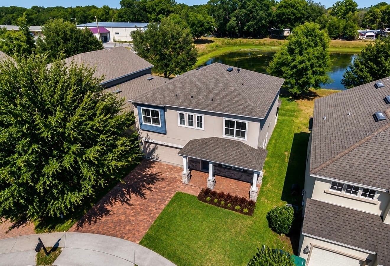 2813 ROSEGLEN 3