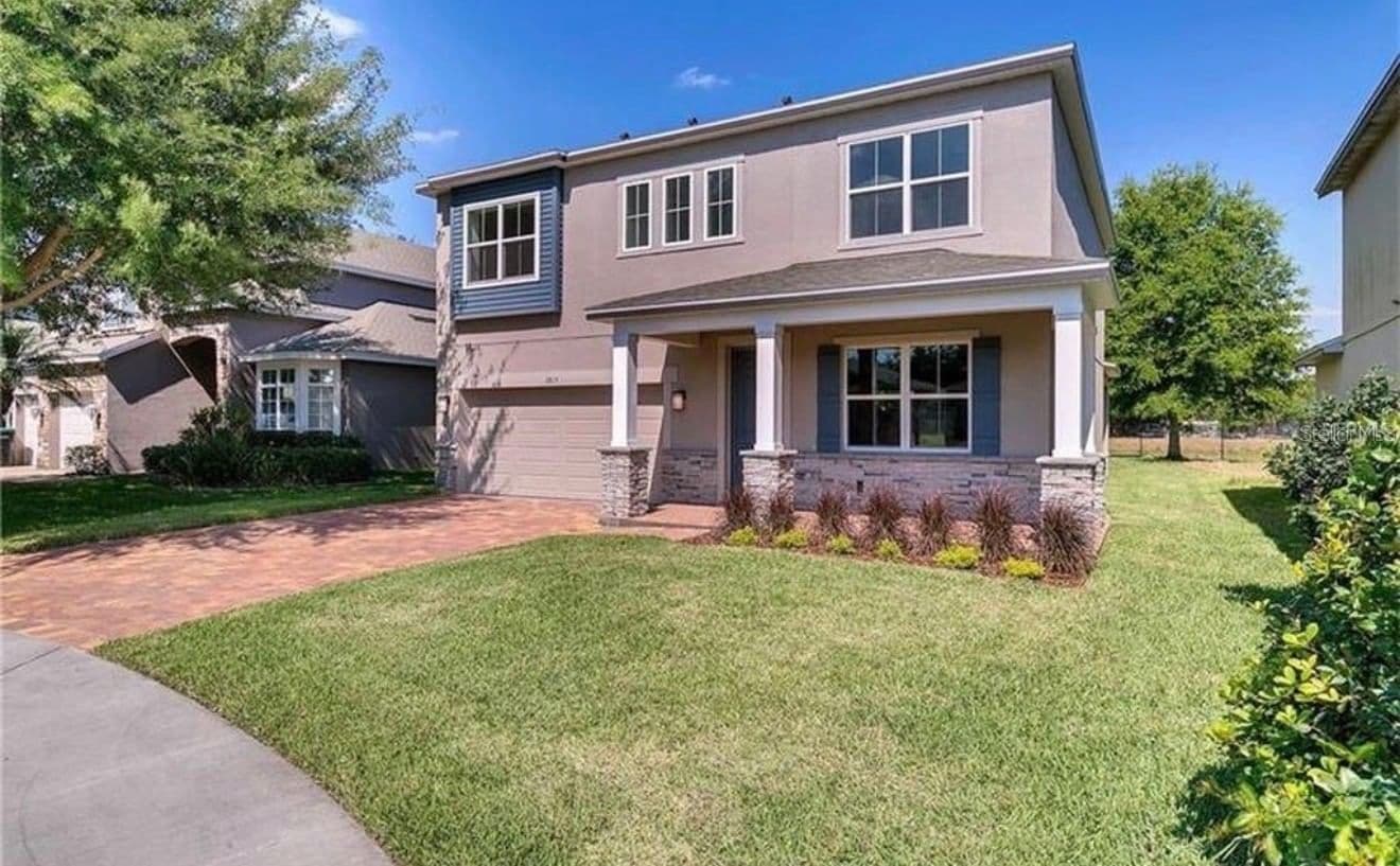 2813 ROSEGLEN 4