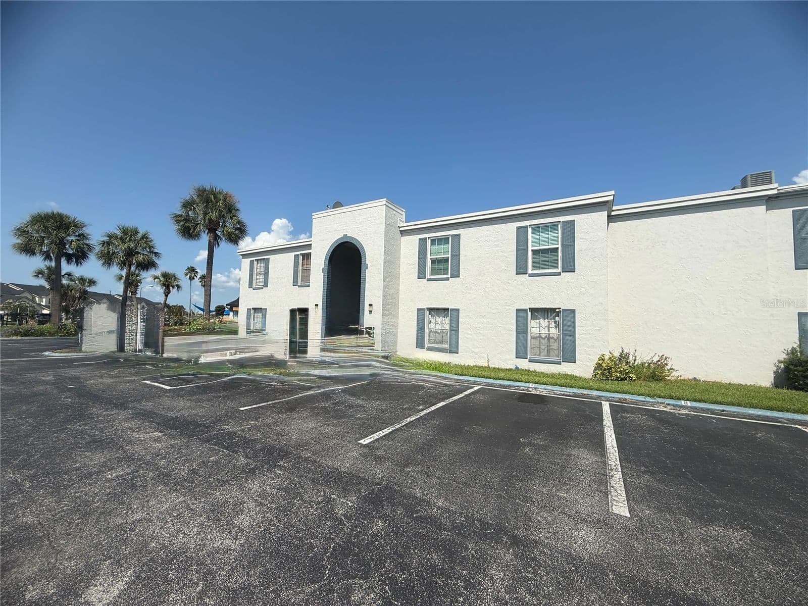 1034 PLANTATION 2