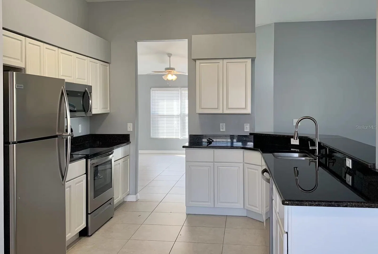 2608 BROOKSHIRE 4