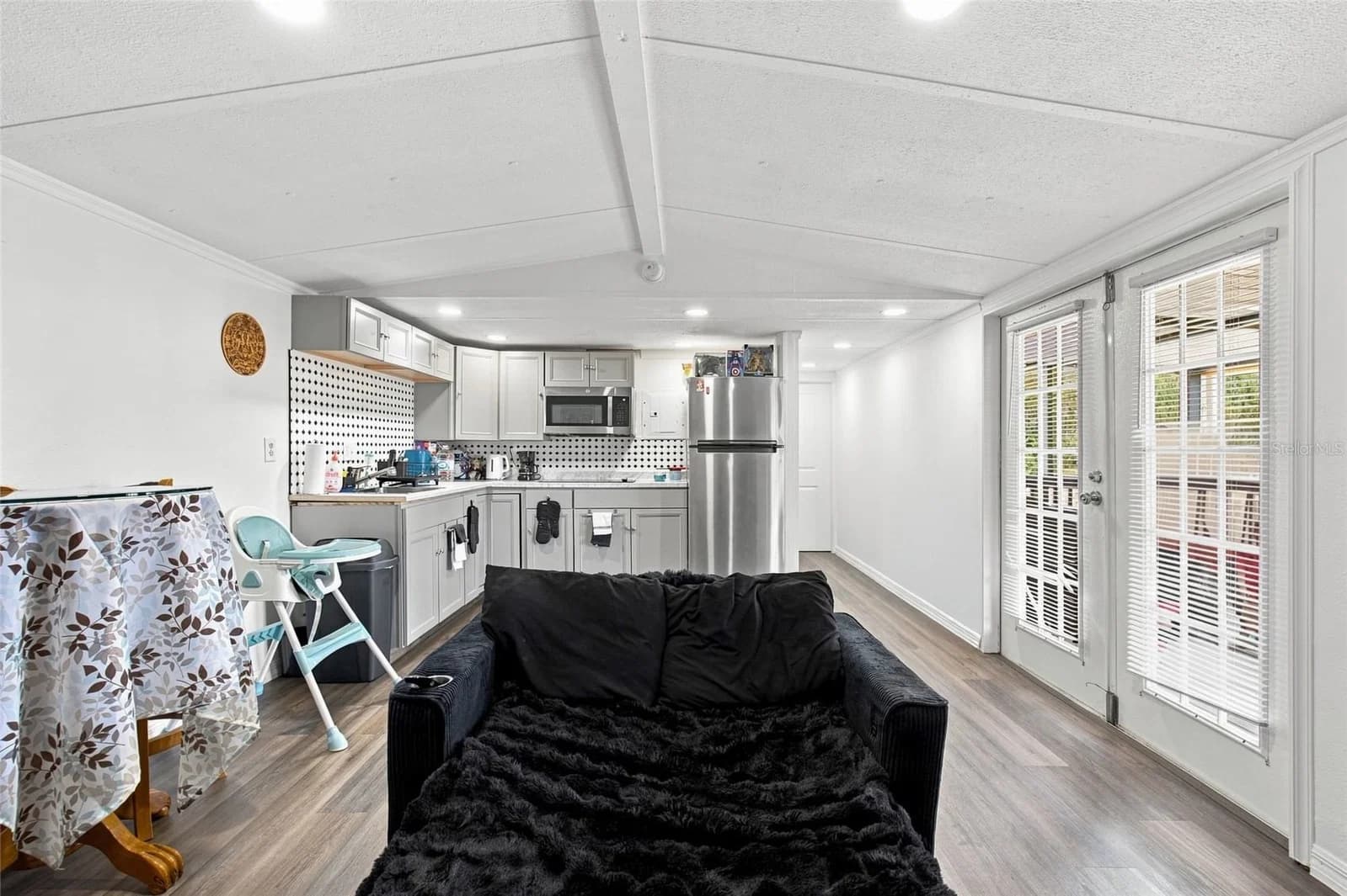 1549 ADAIR 5