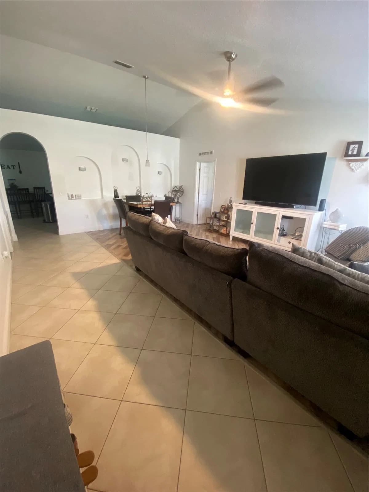 5287 SUNSET CANYON 2