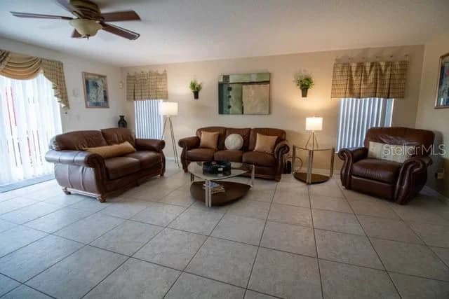 2704 PRESTWICK 4