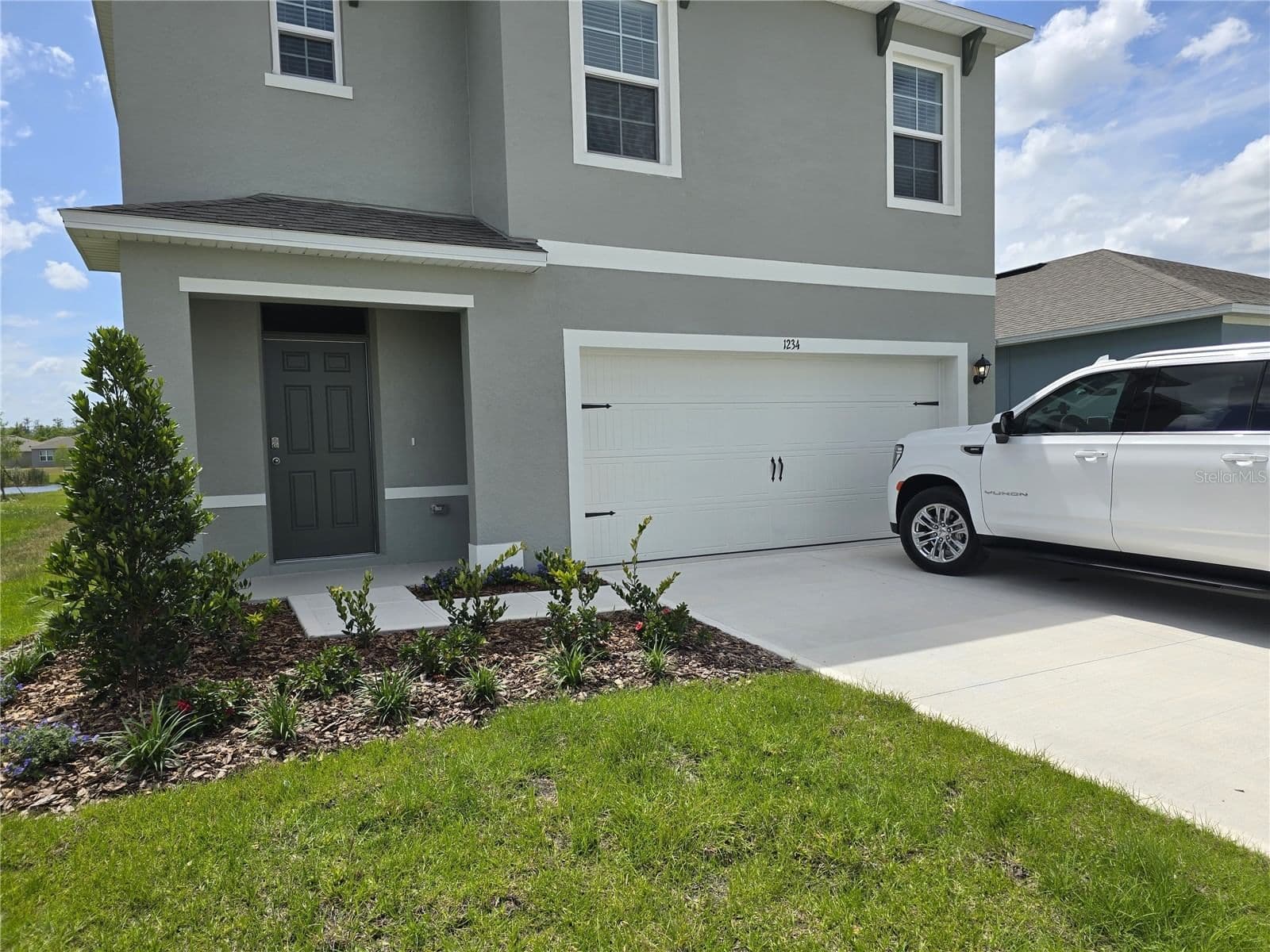 1234 RED HILL 4