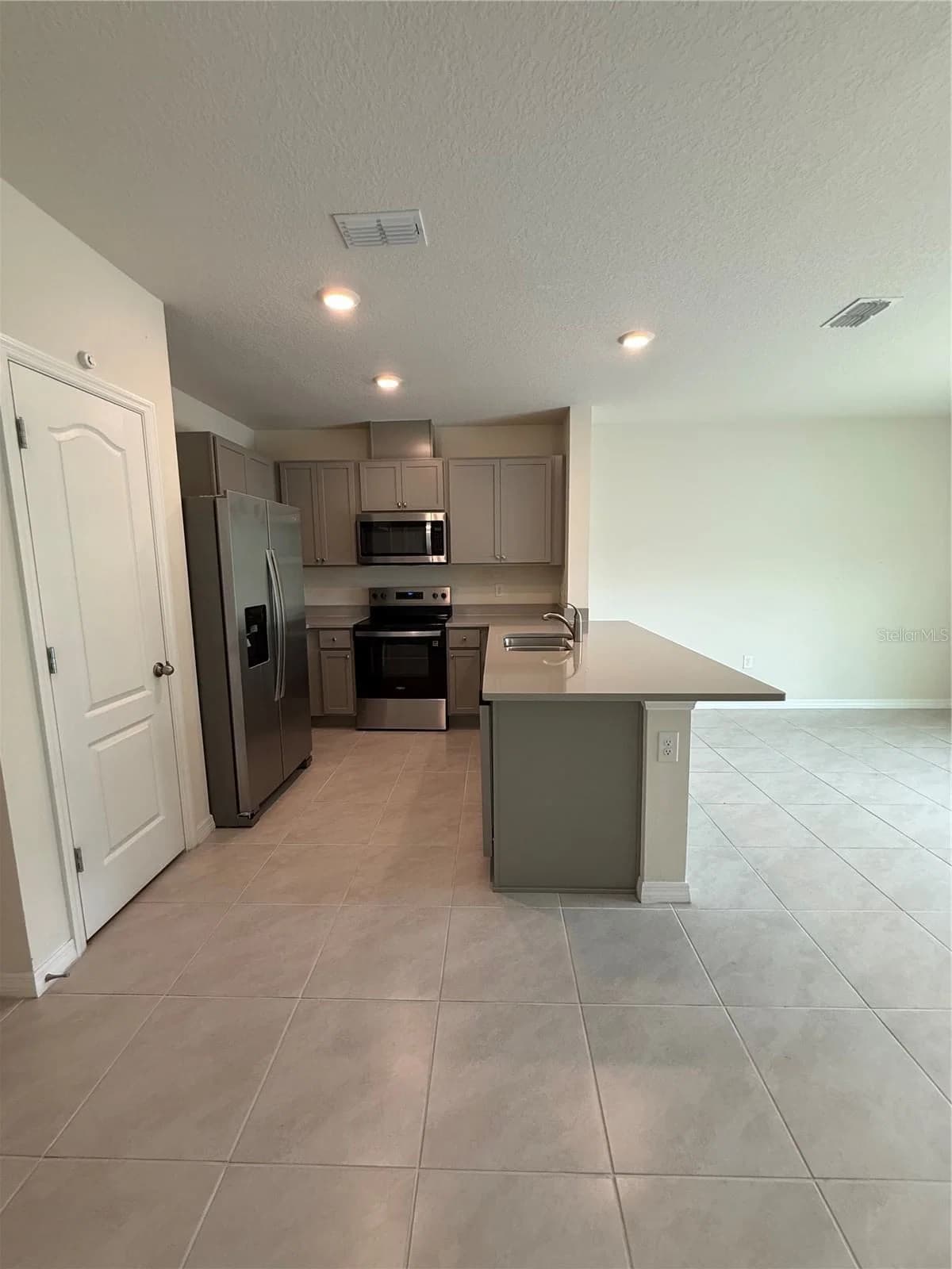 2915 CANARY 5