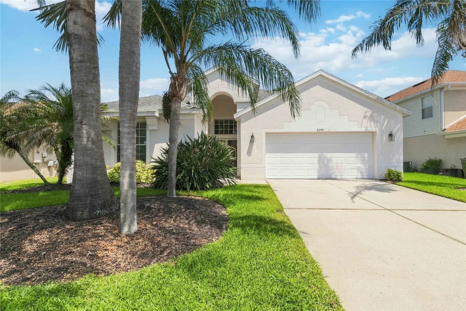 3245 FALCON POINT 2