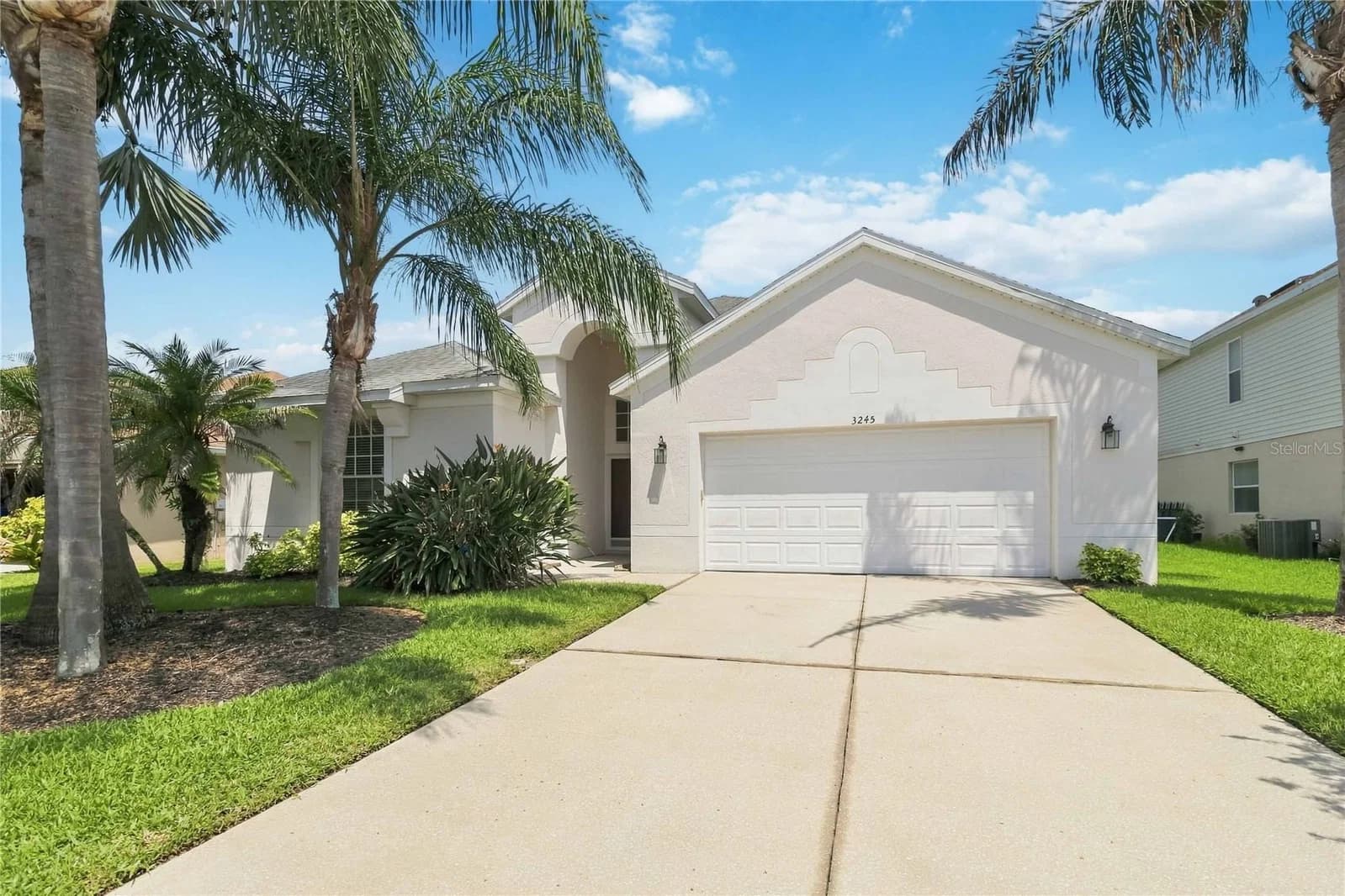 3245 FALCON POINT 3