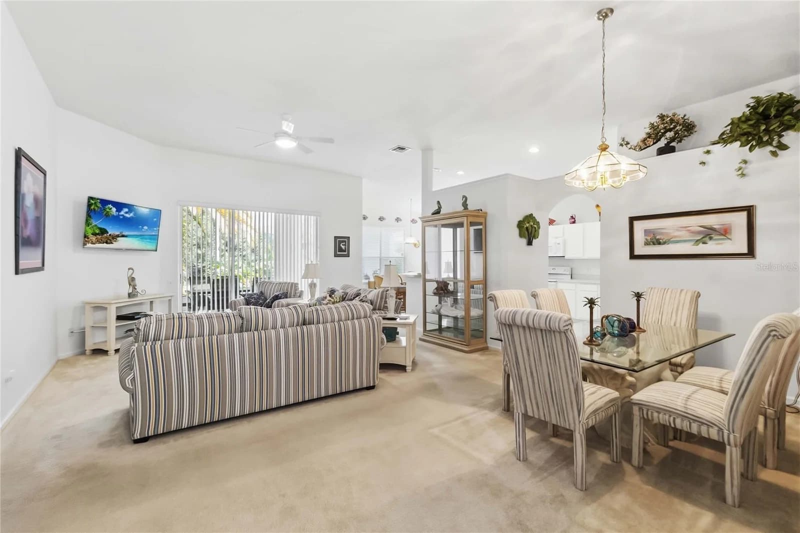 3245 FALCON POINT 5