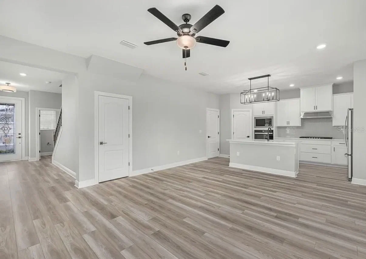 1399 GREENFIELD 2