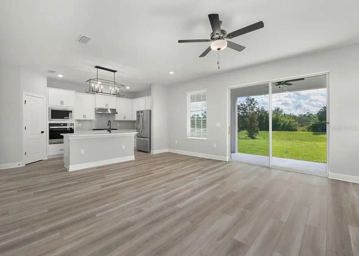 1399 GREENFIELD 3