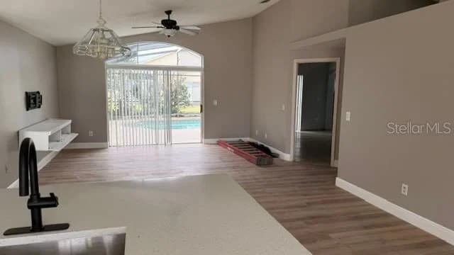 1619 ELMSTEAD 3