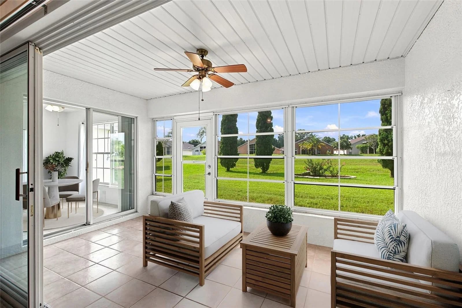 347 ROYAL PALM DR 4