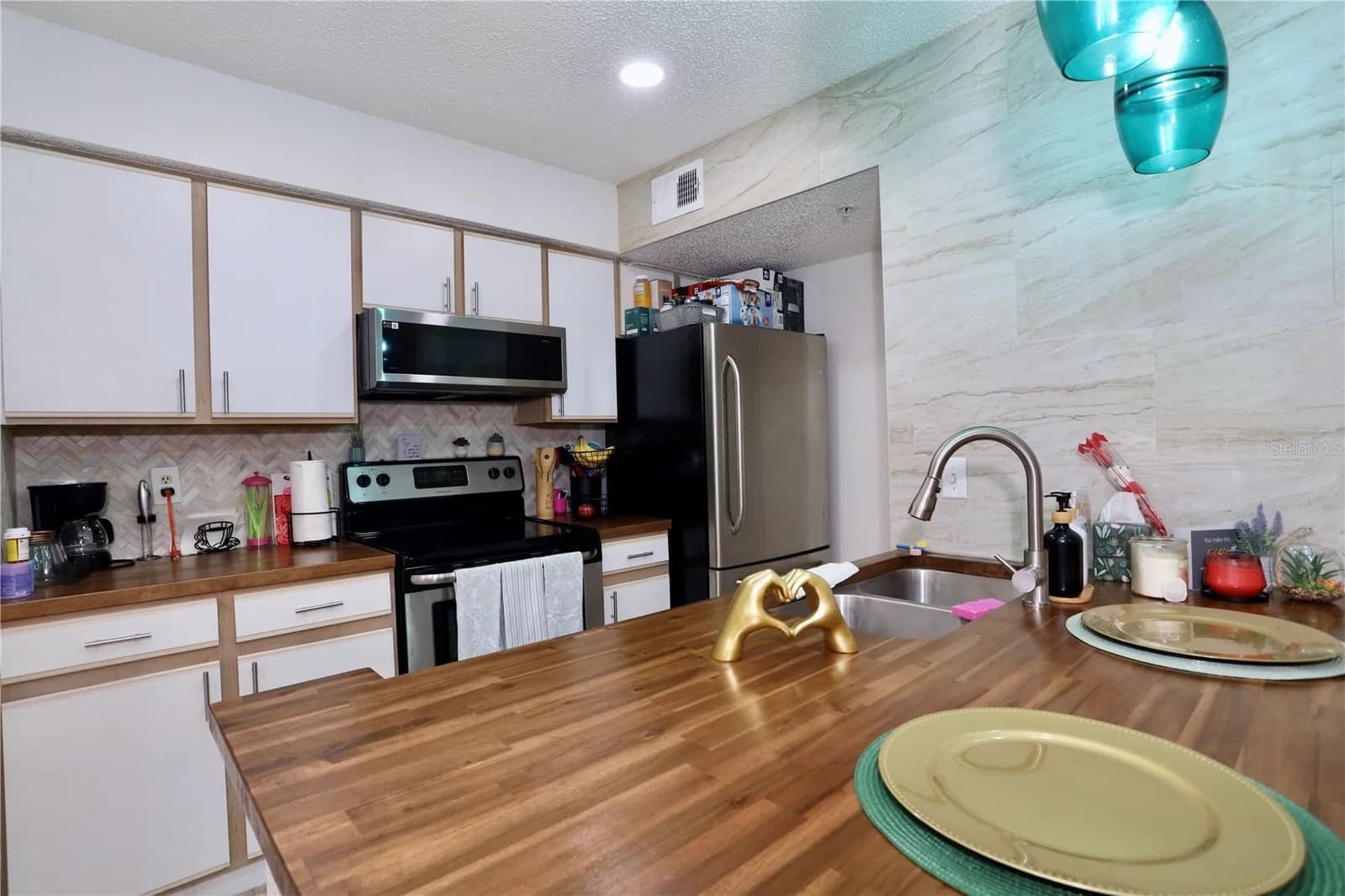 2217 GRAND CAYMAN 4